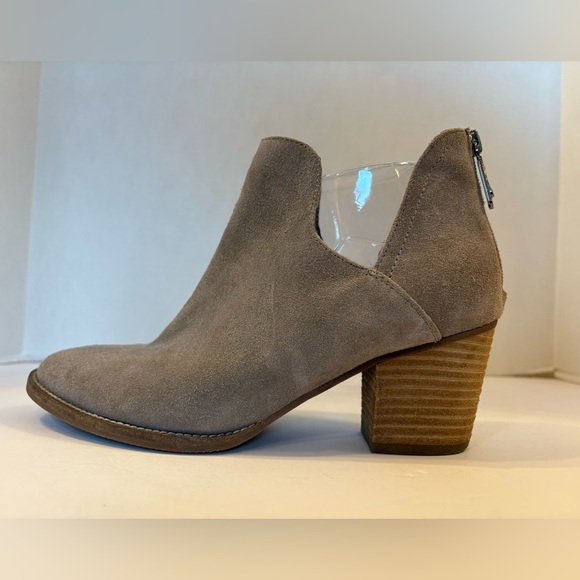 Blondo tan suede waterproof booties ankle boots size 9 M - Picture 4 of 11